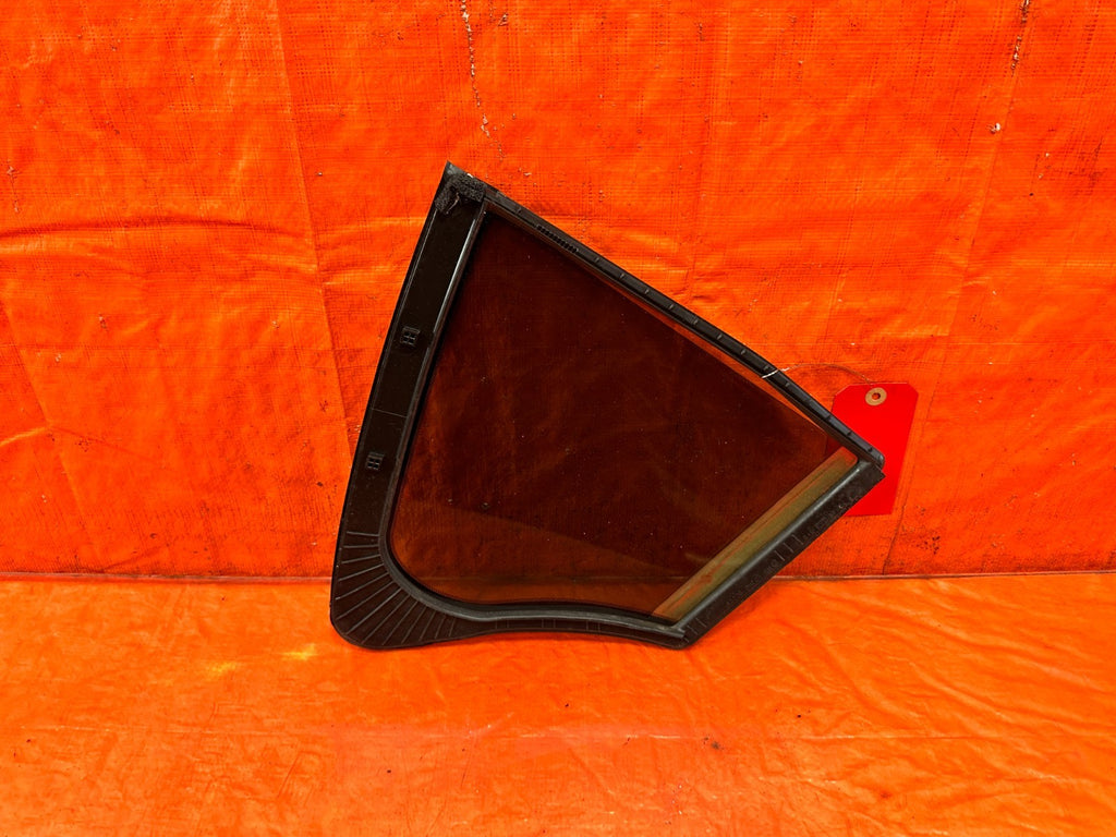 14 20 INFINITI Q50   DRIVER LEFT REAR   DOOR VENT GLASS   OEM #3141