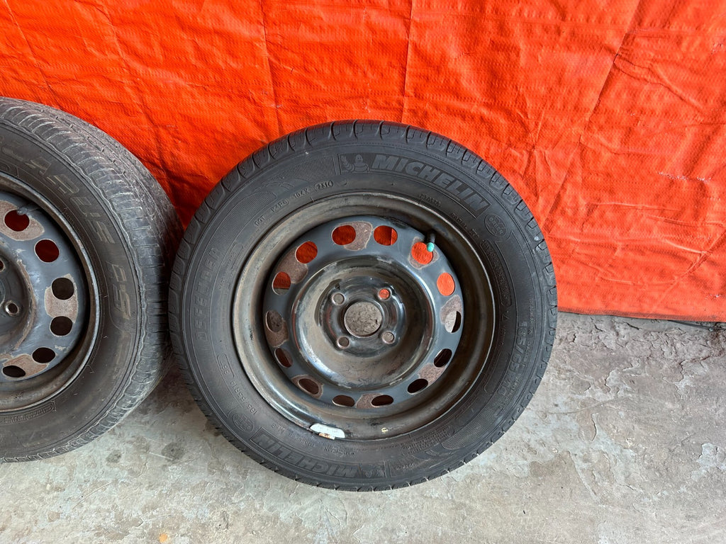92 00 HONDA CIVIC   FACTORY STEEL WHEELS W TIRES   SET OF 5   PICK UP MIAMI ONLY1