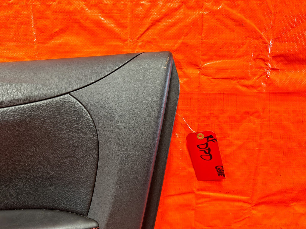 13 16 HYUNDAI GENESIS COUPE   R SPEC   LEFT AND RIGHT DOOR PANELS CARDS LINERS1