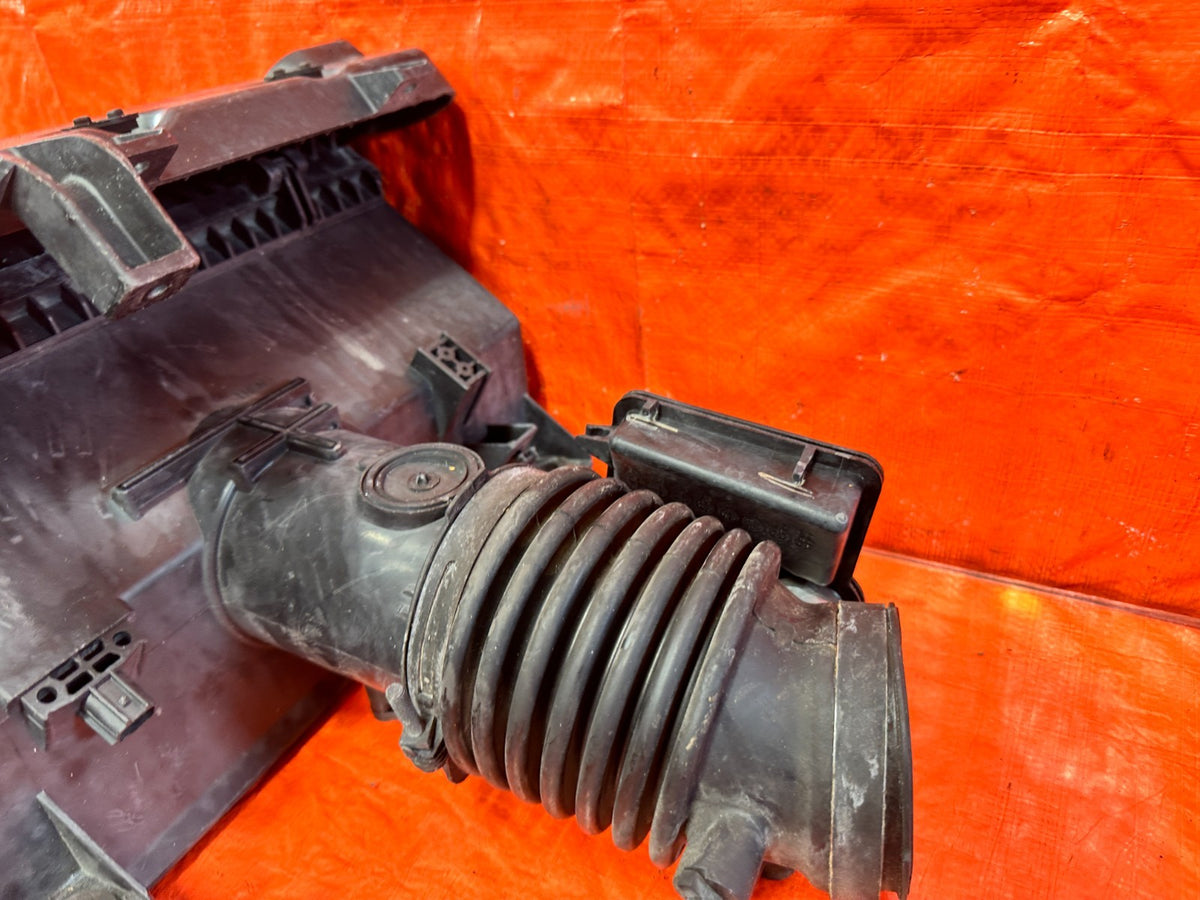 09-11 MAZDA RX8 RX-8 - FACTORY INTAKE SYSTEM AIR BOX W/ ALL ARMS - OEM #3037