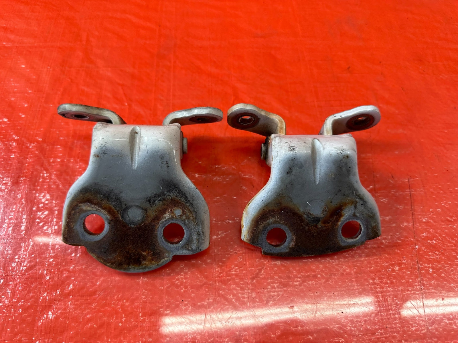 95 98 HONDA ODYSSEY DRIVER LEFT REAR UPPER & LOWER DOOR HINGES HINGE SET 19310