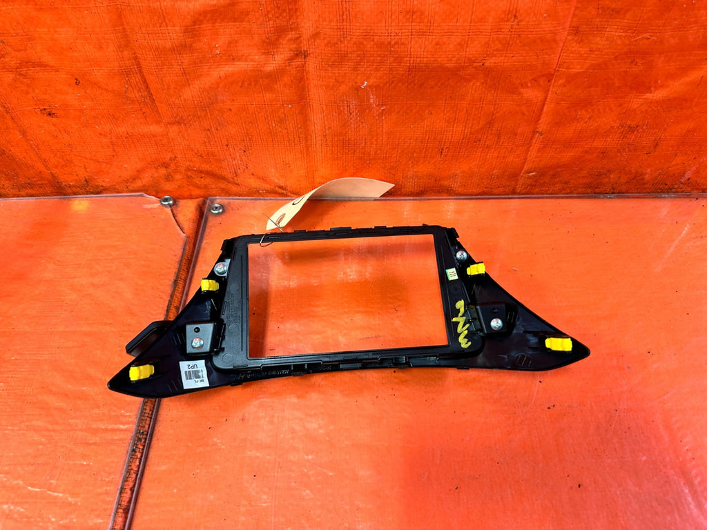 13 16 HYUNDAI GENESIS COUPE   INFORMATION DISPLAY BEZEL TRIM   OEM 3266