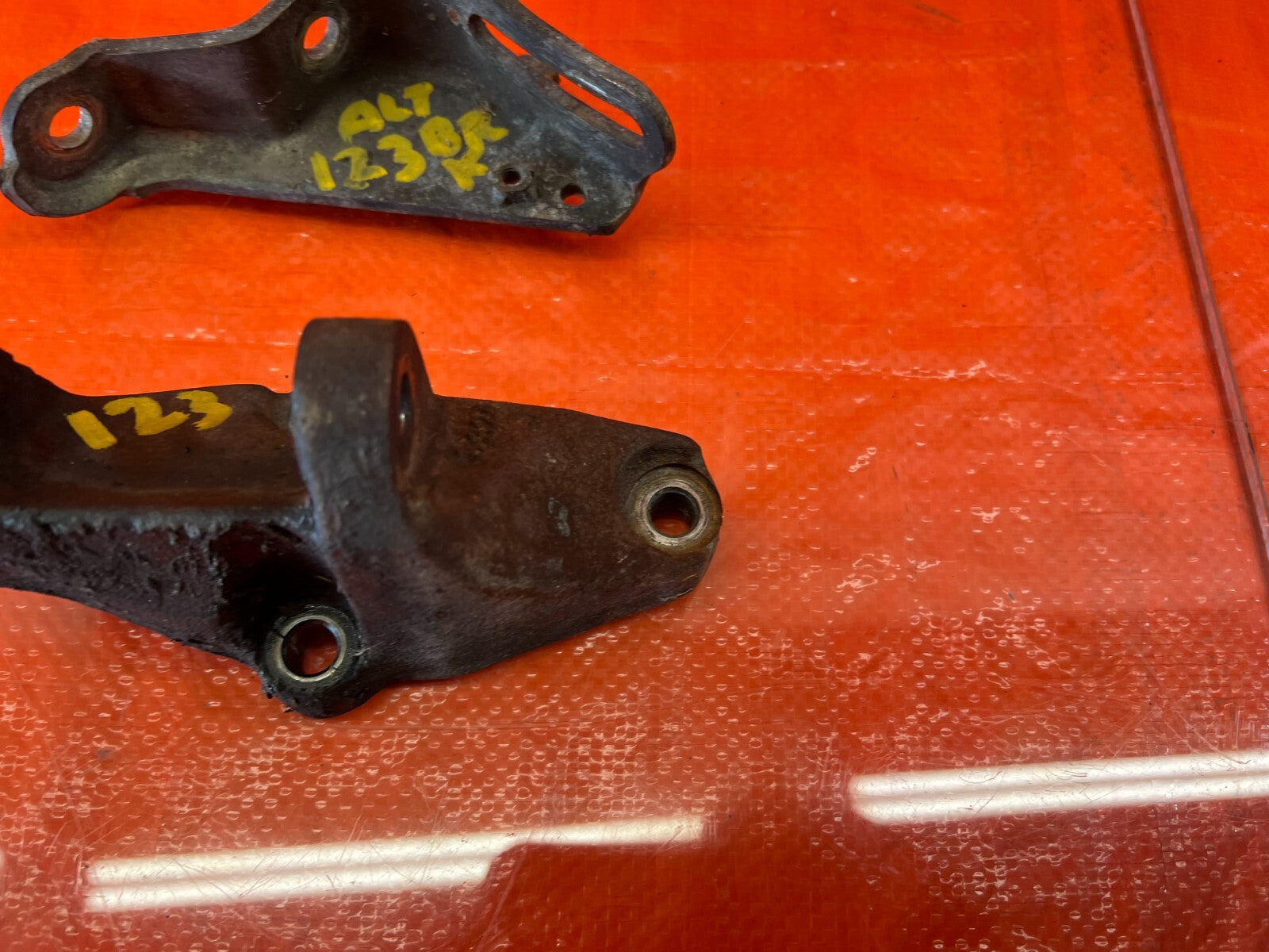94 01 ACURA INTEGRA   ALTERNATOR MOUNTING BRACKET SET   TOP & BOTTOM   OEM #1238