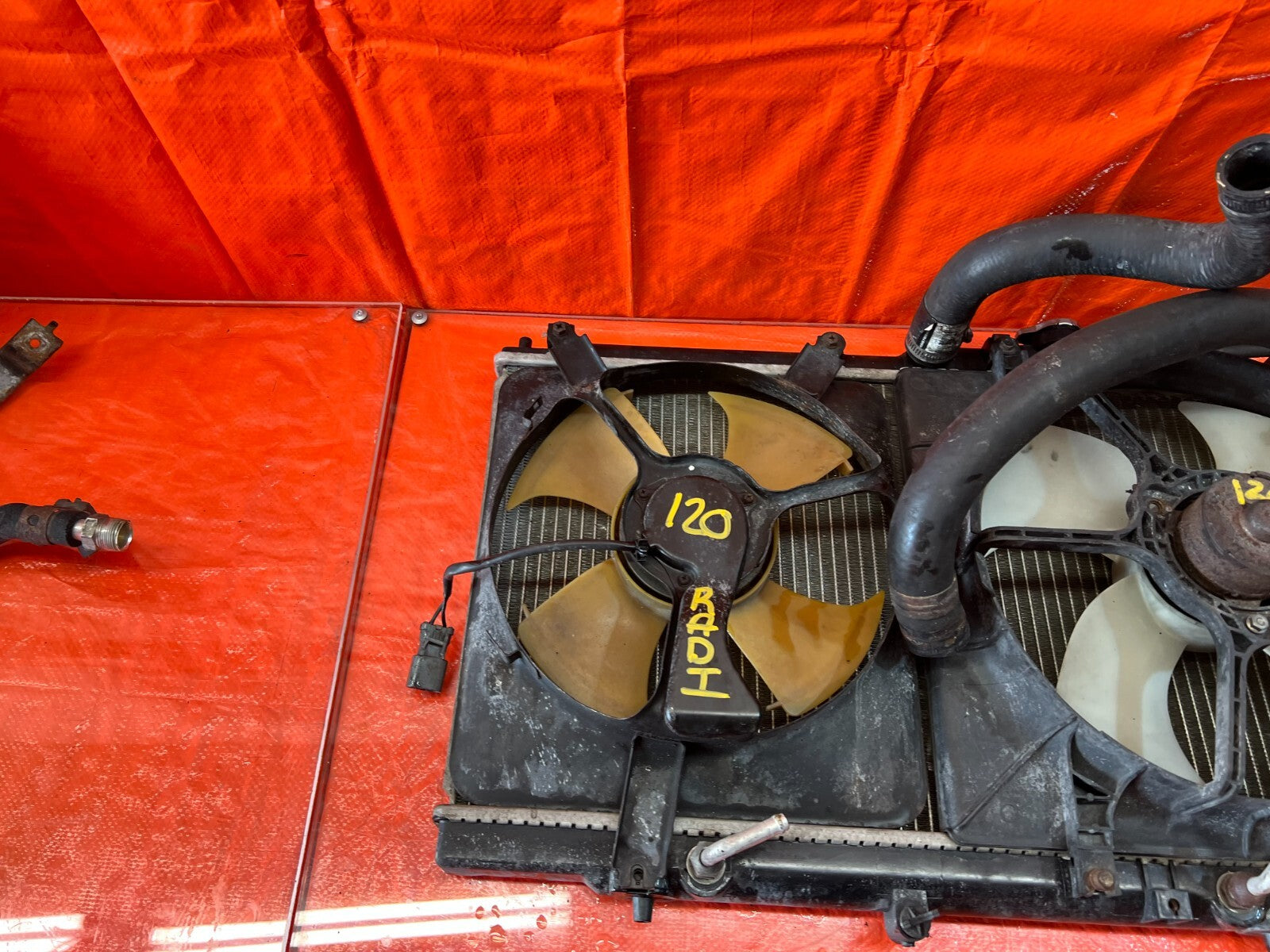 99 01 HONDA PRELUDE   MANUAL RADIATOR W/ BOTH COOLING FANS & OVERFLOW TANK   OEM6