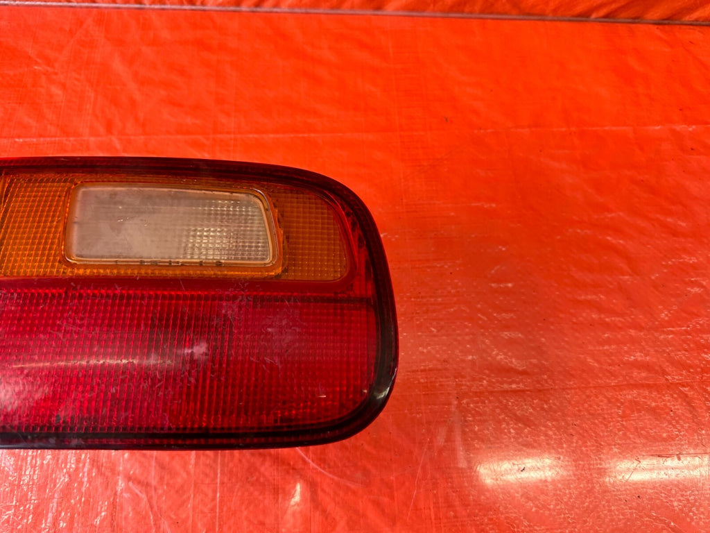 92 95 HONDA CIVIC   COUPE & SEDAN DRIVER LEFT TRUNK INNER TAIL LIGHT LAMP  OEM 14