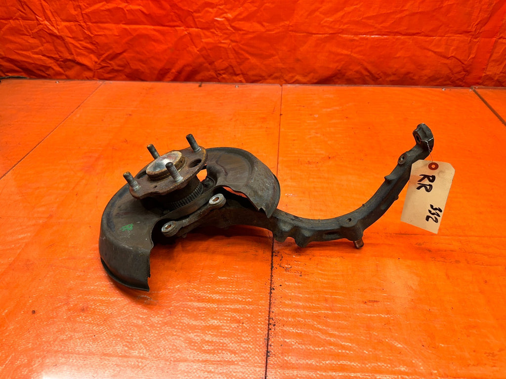92 96 HONDA PRELUDE RIGHT REAR SPINDLE KNUCKLE HUB OEM #3320