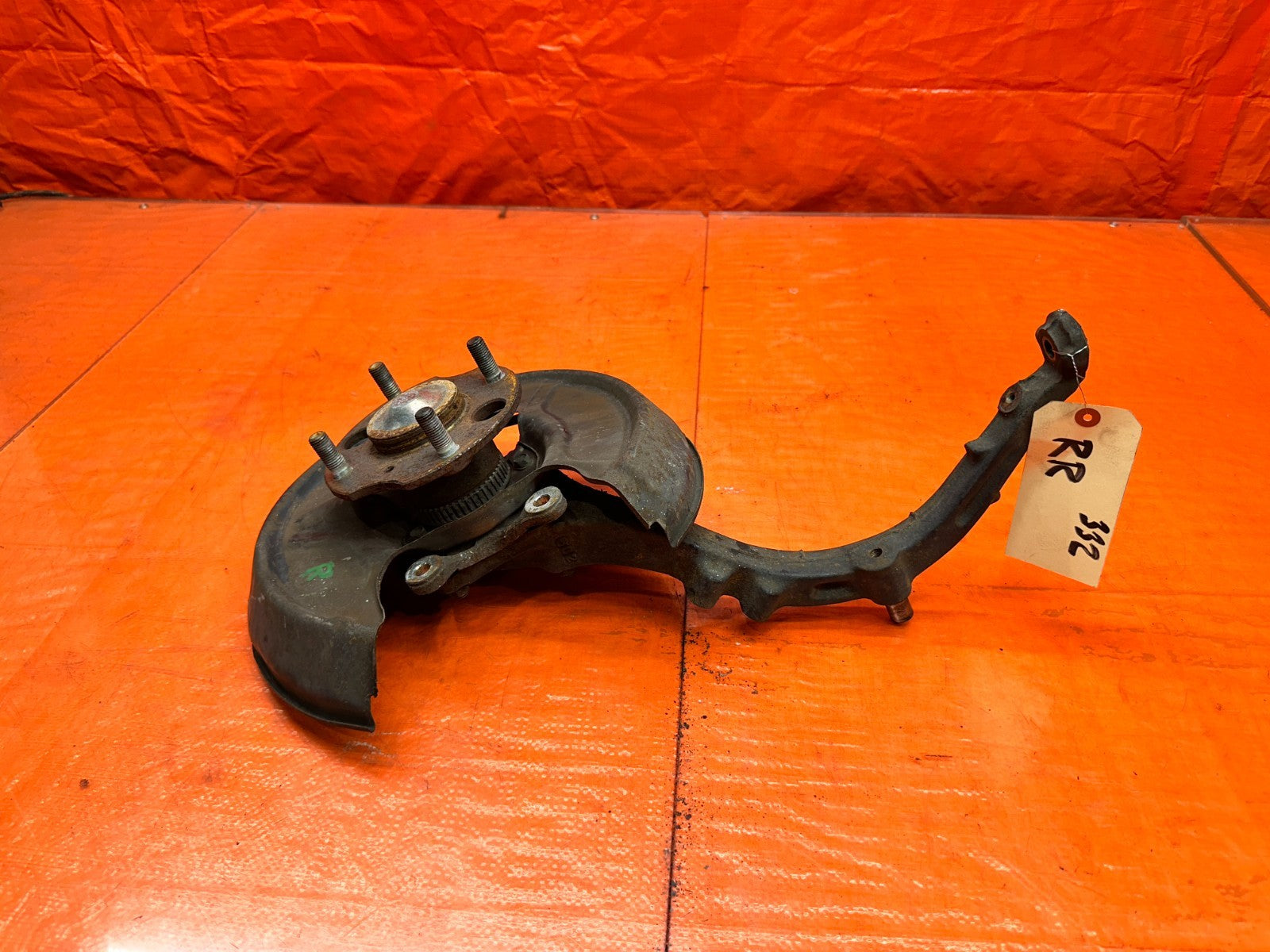 92 96 HONDA PRELUDE RIGHT REAR SPINDLE KNUCKLE HUB OEM #3320