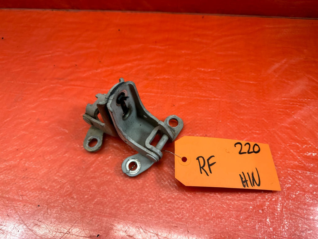 06 11 CIVIC 4D SEDAN   DOOR HINGE SET   UPPER & LOWER RIGHT FRONT SIDE OEM #2202