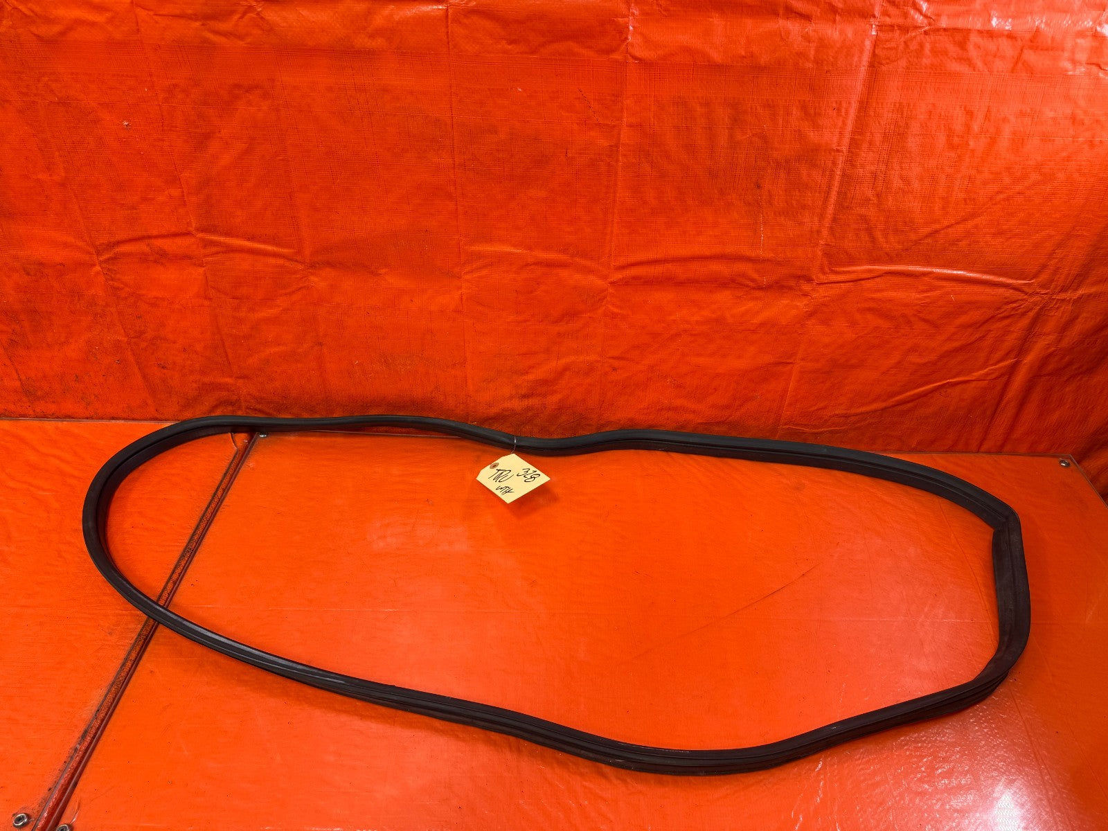 08 15 INFINITI G37 Q60    2D COUPE REAR TRUNK WEATHER STRIP GASKET SEAL OEM 3280