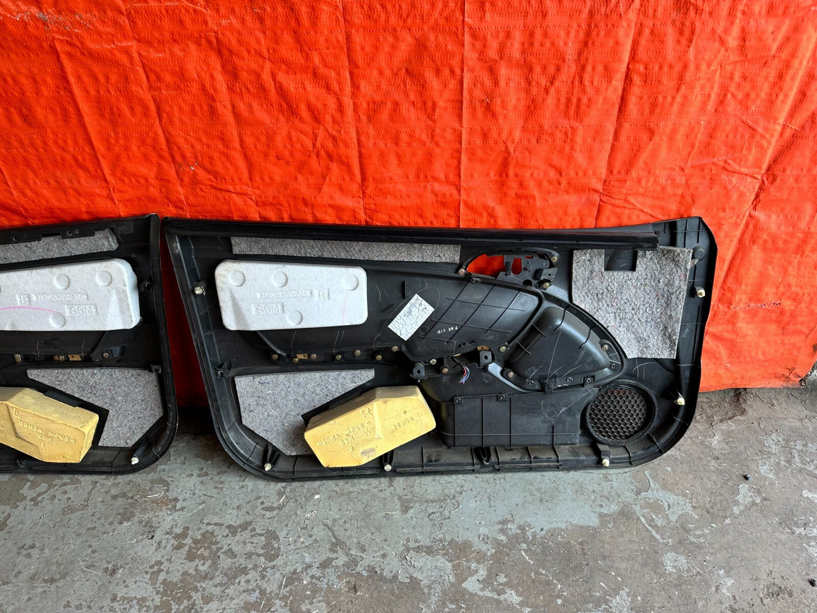 02 06 ACURA RSX   LEFT AND RIGHT BLACK DOOR PANELS W/ SUEDE INSERT   OEM FACTORY14