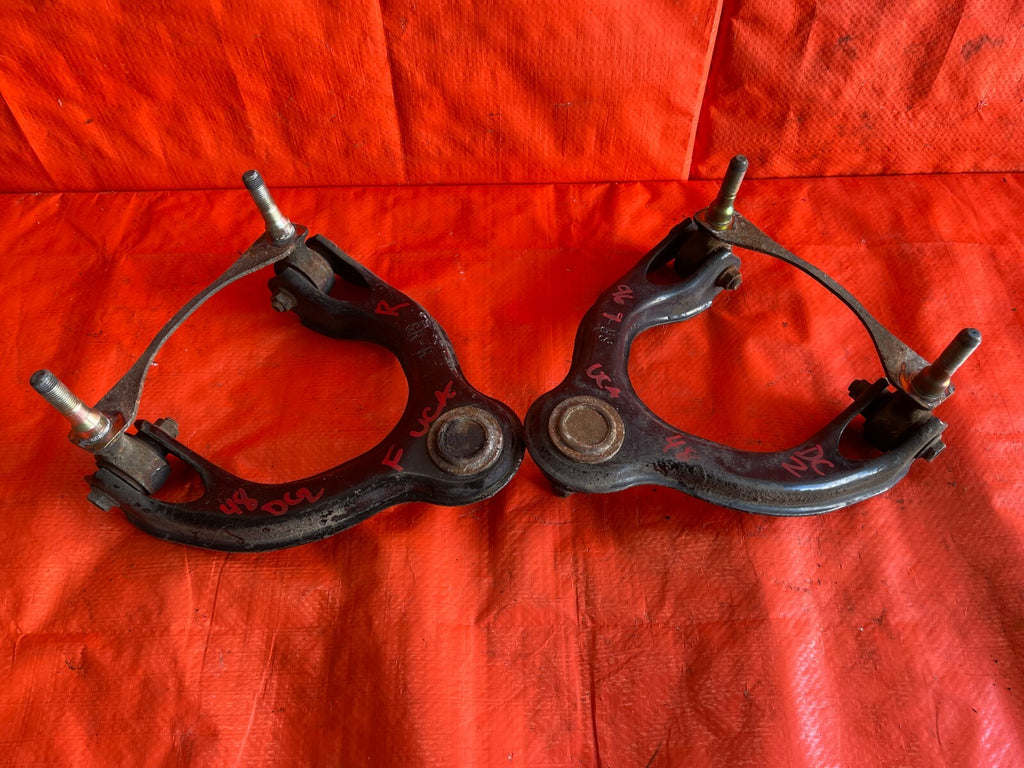 94 01 ACURA INTEGRA   FRONT   UPPER CONTROL ARM SET OF 2   LEFT AND RIGHT   OEM0