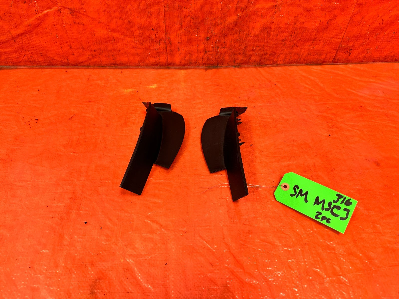 16 24 INFINITI Q50   LEFT AND RIGHT TAIL LIGHT LATIL LAMP COVER TRIM COVERS OEM0