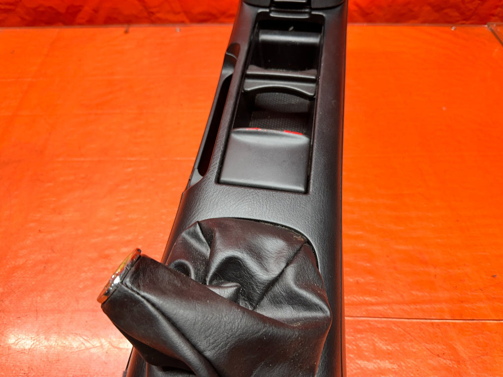 97 01 HONDA PRELUDE 5 SPEED MANUAL CENTER CONSOLE SHIFTER TRIM BEZEL OEM #3356
