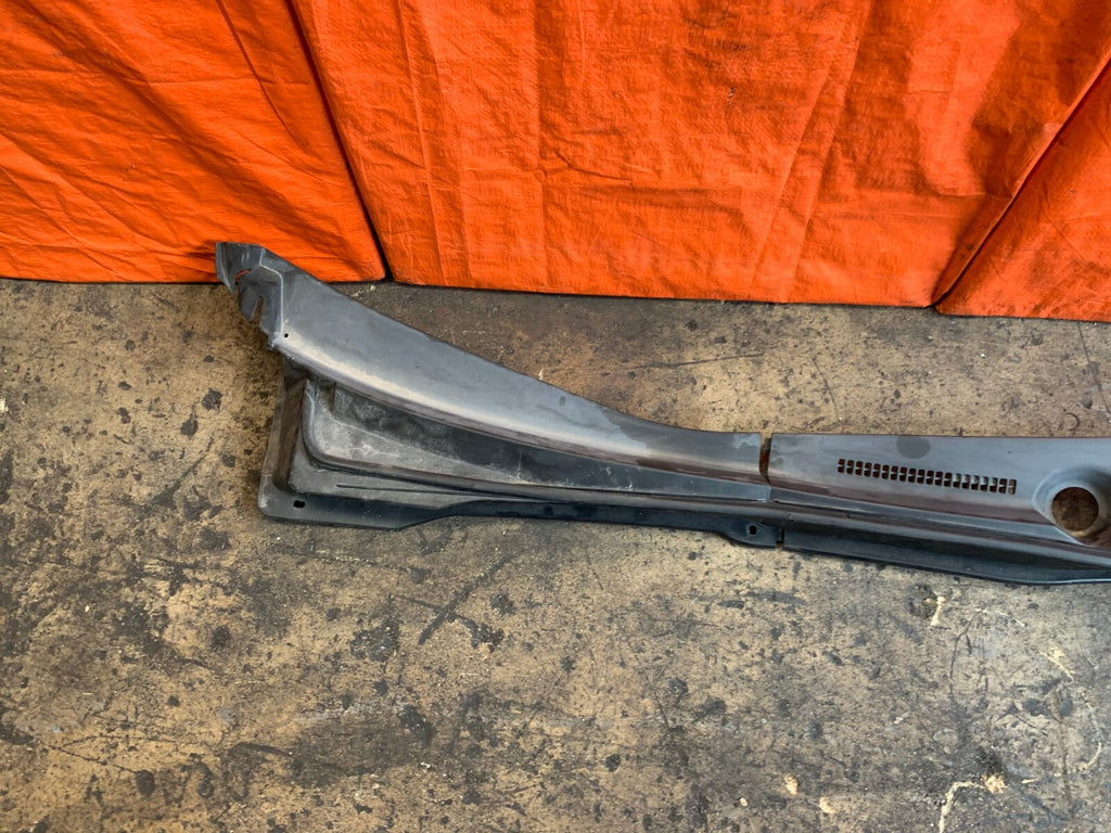 OEM 2003 03 ACURA RSX TYPE S   WINDSHIELD WIPER COWL BEZEL PLASTIC TRIM6