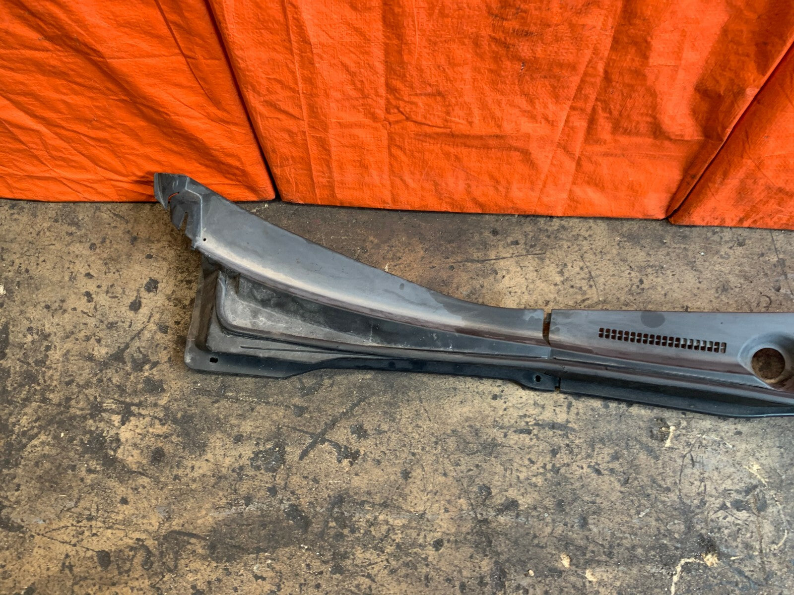 OEM 2003 03 ACURA RSX TYPE S   WINDSHIELD WIPER COWL BEZEL PLASTIC TRIM6