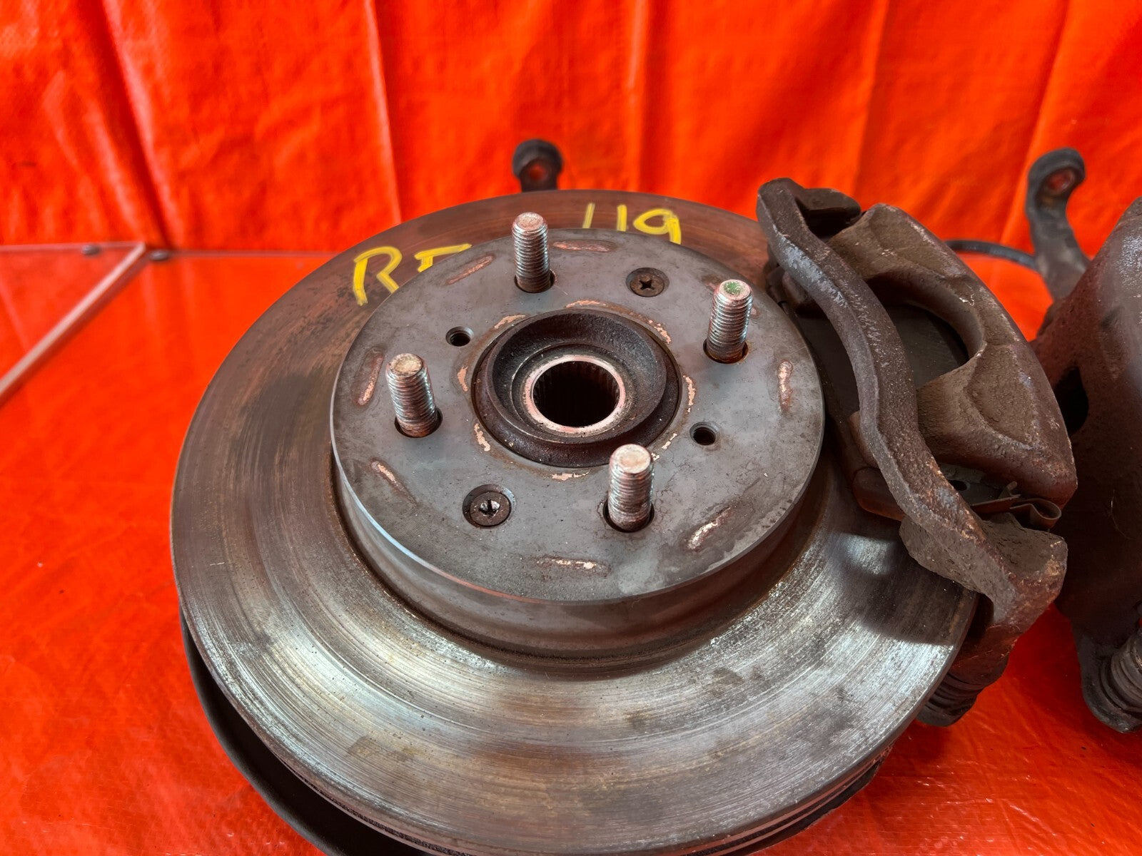 94 01 INTEGRA FRONT SPINDLE SET UP CALIPERS SPINDLES KNUCKLE HUB LEFT RIGHT #1197