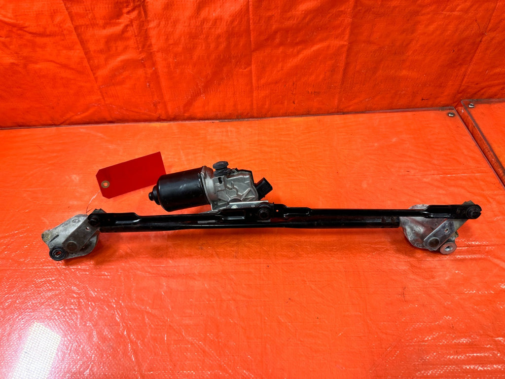 10 16 HYUNDAI GENESIS COUPE WINDSHIELD WIPER MOTOR W/ LINKAGE COMPLETE OEM 3025