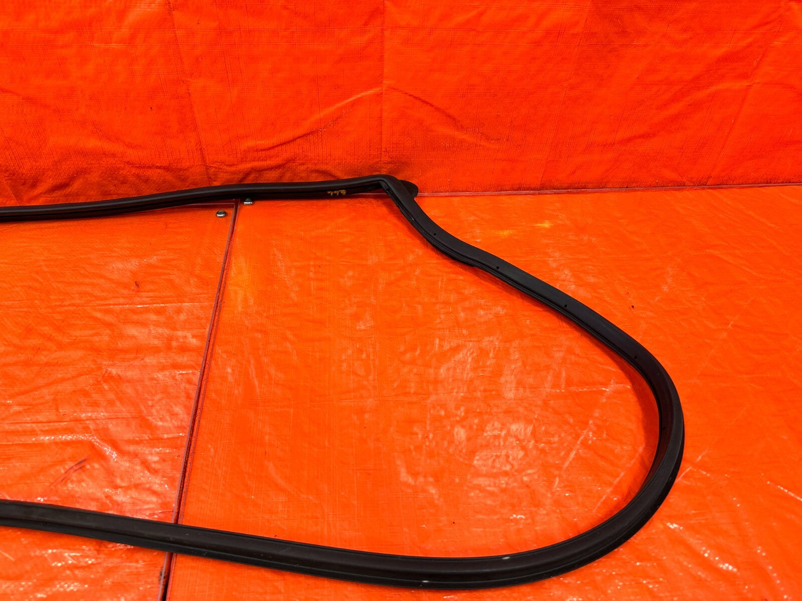 15 21 SUBARU WRX STI DRIVER LEFT REAR DOOR WEATHER STRIP RUBBER GASKET OEM 2664