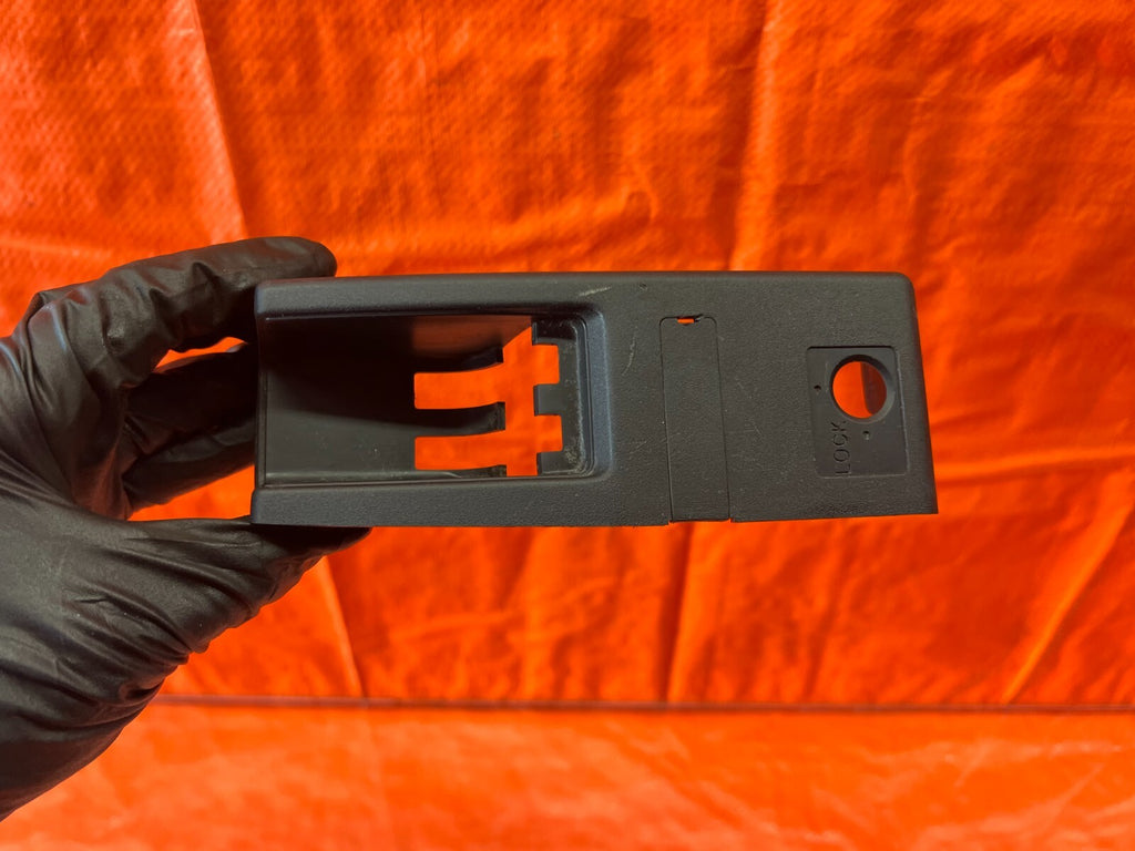 92 01 HONDA PRELUDE   FUEL AND TRUNK RELEASE LEVER TRIM PLASTIC HOUSING OEM #1413