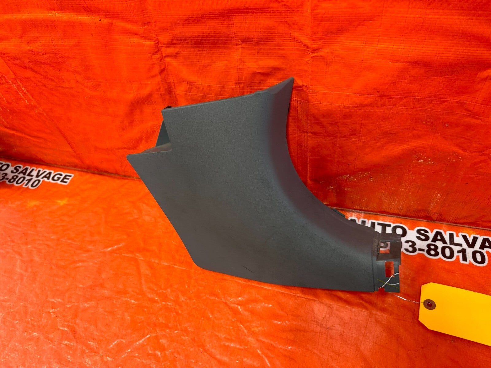 04 08 ACURA TSX   KICK PANEL   PASSENGER RIGHT SIDE   GRAY COLOR   OEM #2556