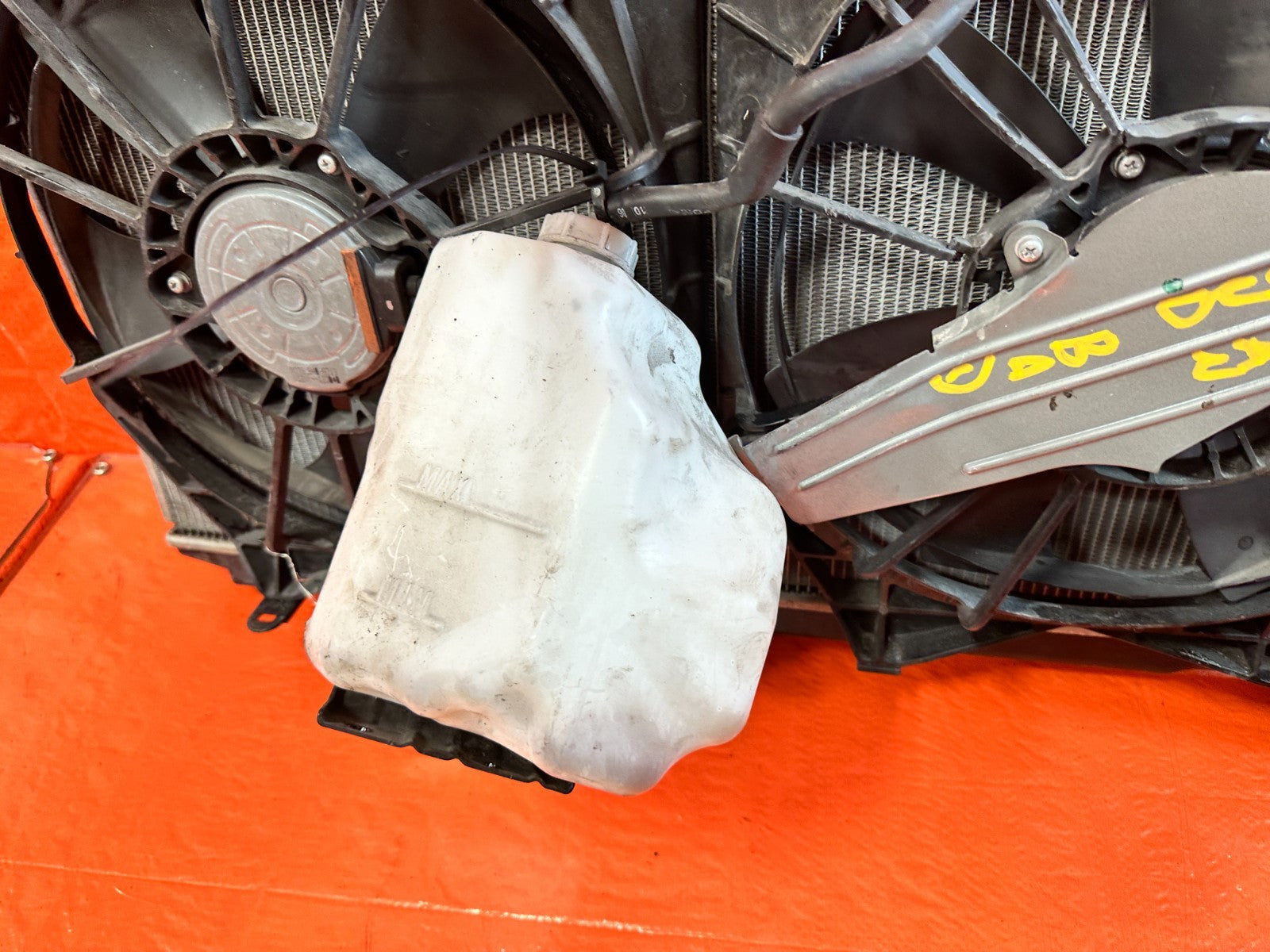 18 22 HONDA ACCORD 1.5L   RADIATOR W/ BOTH COOLING FANS & OVERFLOW TANK OEM 32413