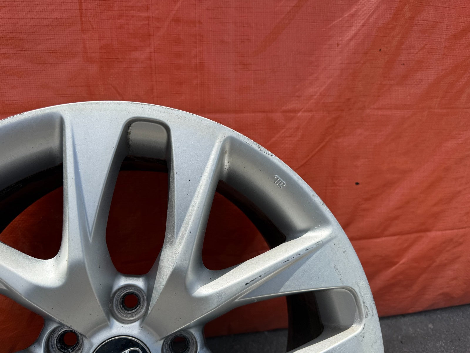 13 16 HYUNDAI GENESIS COUPE  FRONT WHEEL RIM 18x7.5 +32   OEM FACTORY #326 13
