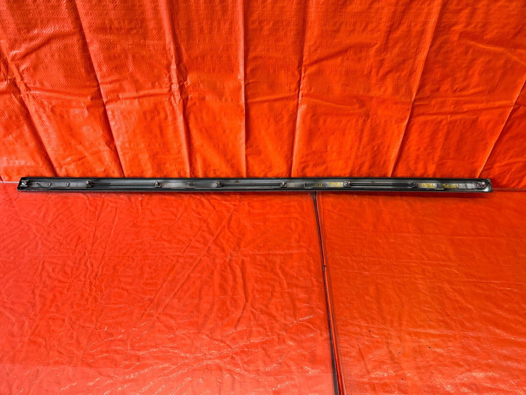 96 00 HONDA CIVIC COUPE & HATCH DOOR MOLDING IMPACT STRIP   RIGHT SIDE   OEM 1259