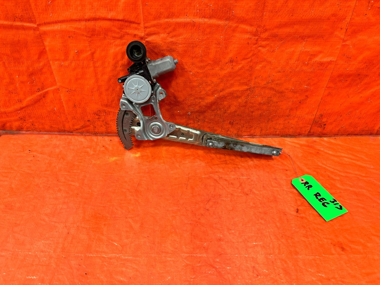 14 20 INFINITI Q50   PASSENGER RIGHT REAR WINDOW REGULATOR   OEM FACTORY #3131