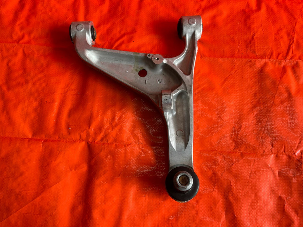 15 19 INFINITI Q50   REAR WHEEL DRIVE DRIVER LEFT REAR   UPPER CONTROL ARM   OEM9