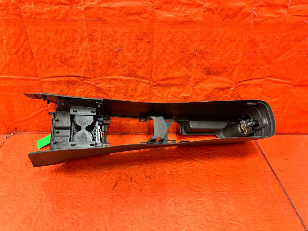 02 06 ACURA RSX   ARM REST CENTER CONSOLE ASSEMBLY   TAN IN COLOR   OEM #3153