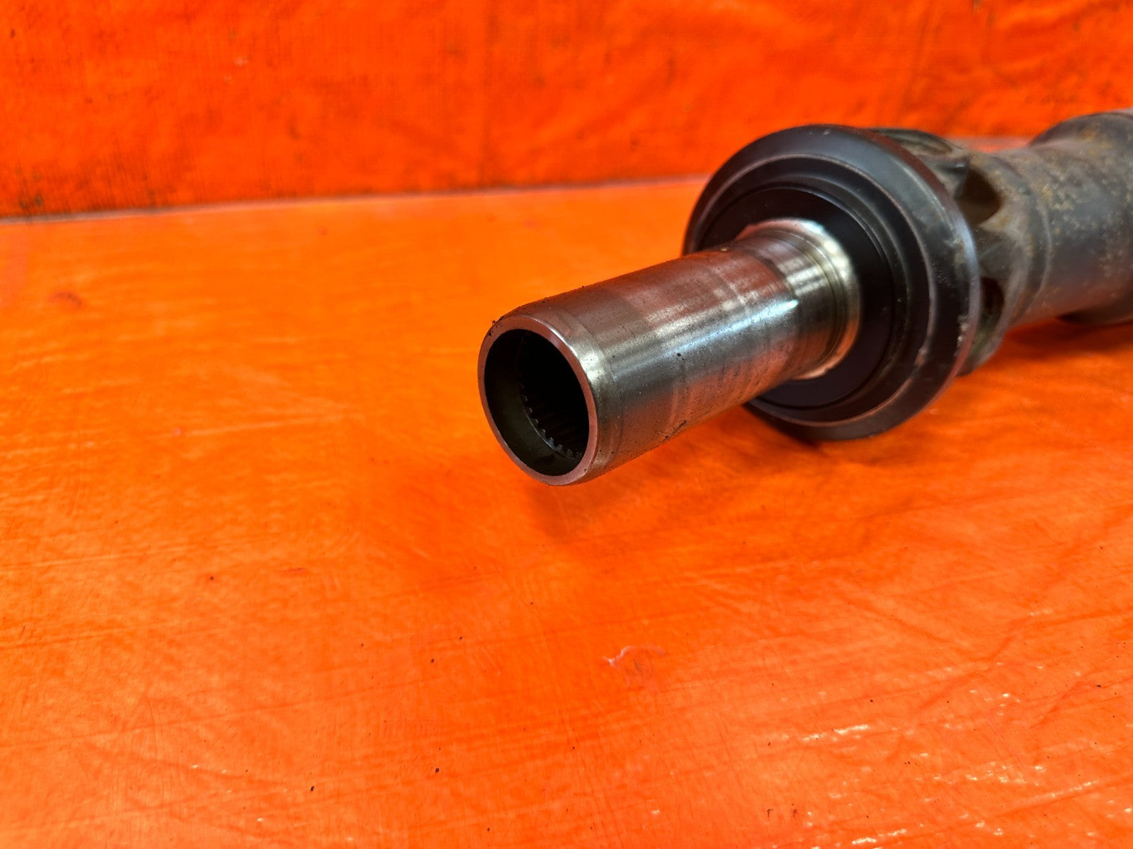 08 15 INFINITI G37 & Q60   6 SPEED MANUAL   DRIVESHAFT DRIVE SHAFT    OEM #32813