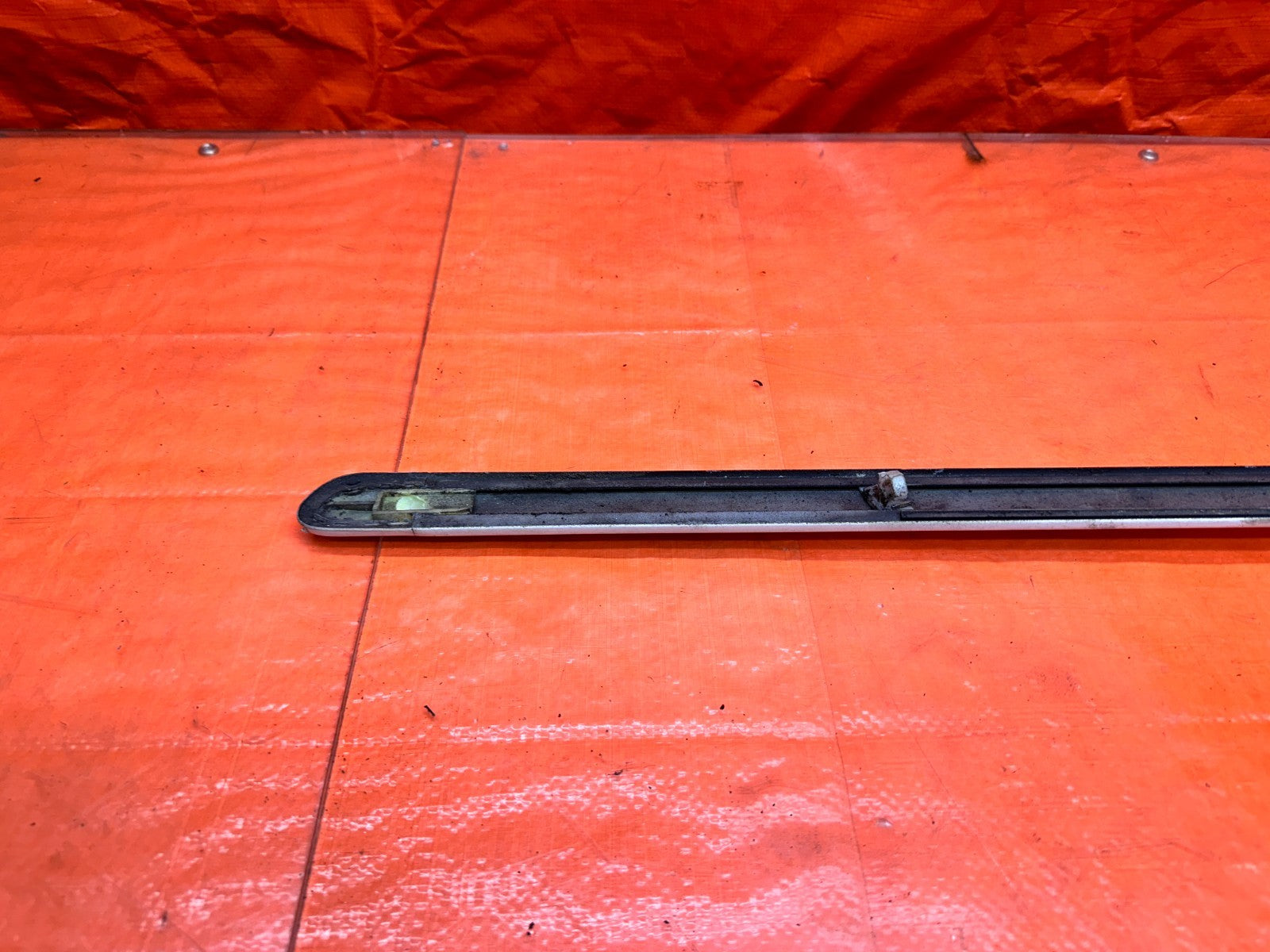 94 01 ACURA INTEGRA 2D LEFT DRIVER EXTERIOR DOOR MOLDING TRIM OEM #33112