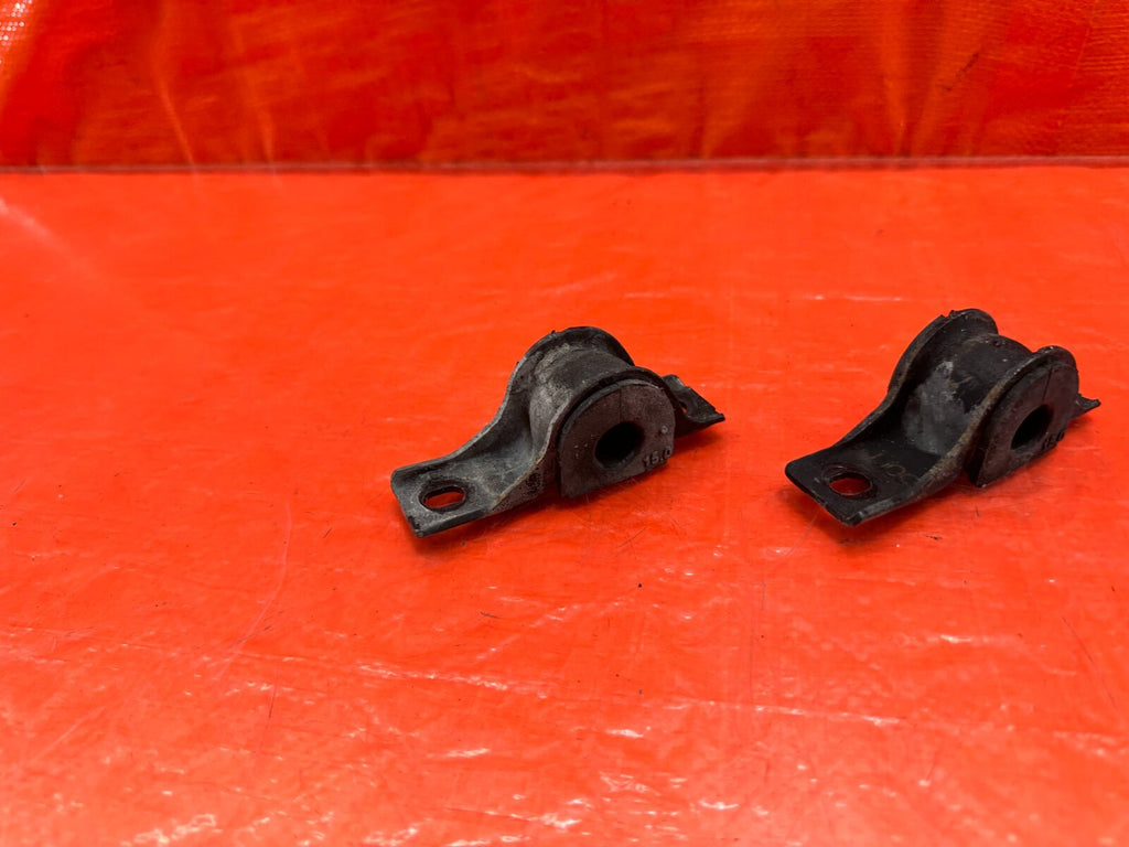 02 05 HONDA CIVIC SI EP3 HATCH REAR SWAY BAR MOUNTING BRACKET & BUSHINGS OEM 18710
