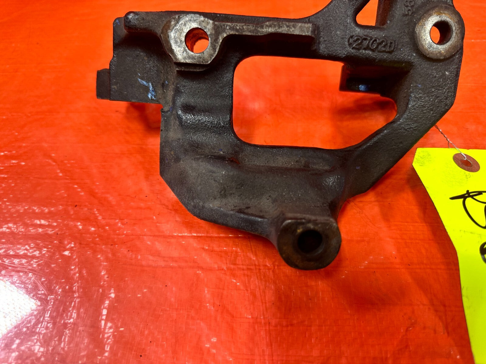 93 97 HONDA DEL SOL   92 95 CIVIC   D16 D15 POWER STEERING PUMP BRACKET OEM SOHC4