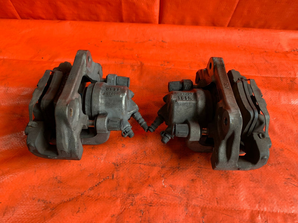 OEM 2015 BMW 320i RWD   FRONT BRAKE CALIPER SET   LEFT RIGHT CALIPERS 6