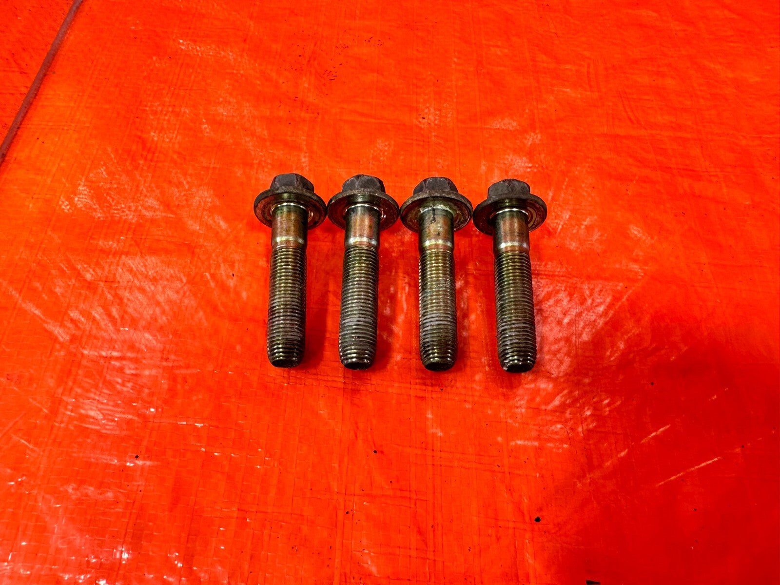 06 11 HONDA CIVIC SI   LET AND RIGHT REAR UPPER CONTROL ARM BOLTS   OEM #2704