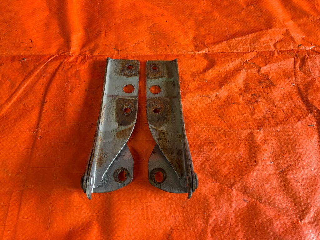 92 01 HONDA PRELUDE BASE & SH HOOD HINGE SET   HINGES LEFT RIGHT   OEM   SILVER0