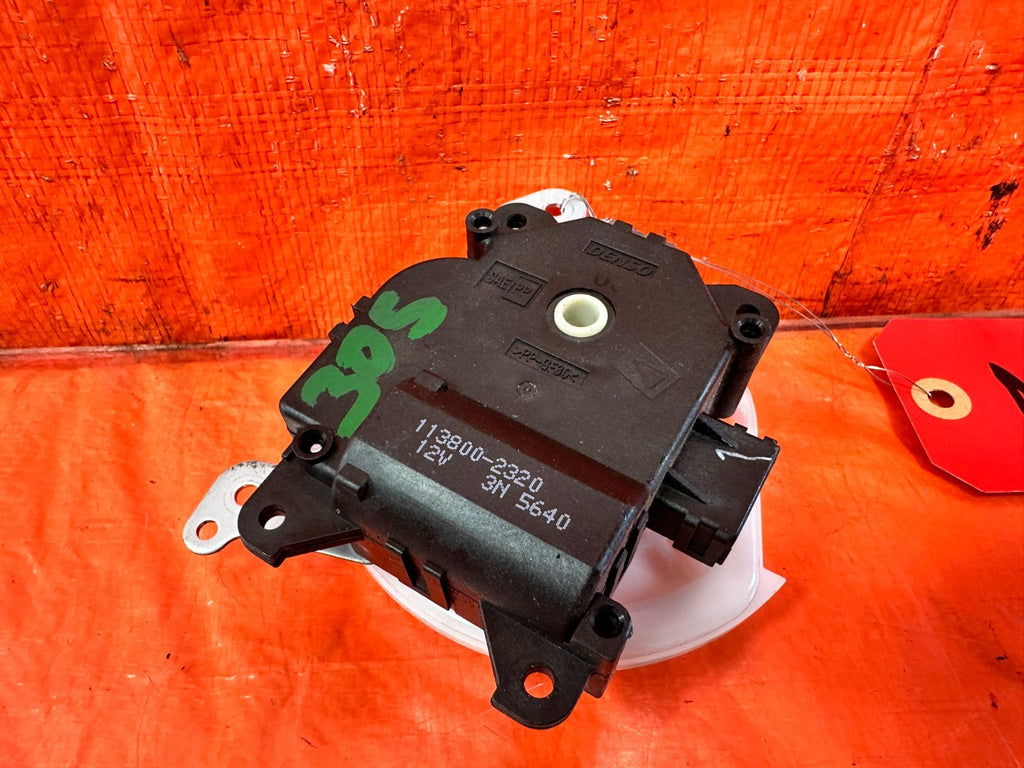 04 14 ACURA TSX   AC FLAP VENT ACTUATOR   PART # 113800 2320   OEM #3051