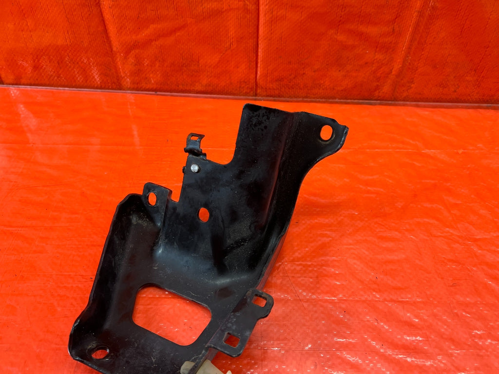 94 01 ACURA INTEGRA   NON VTEC B18B1 B18B INTAKE MANIFOLD BRACKET BRACE OEM #1785