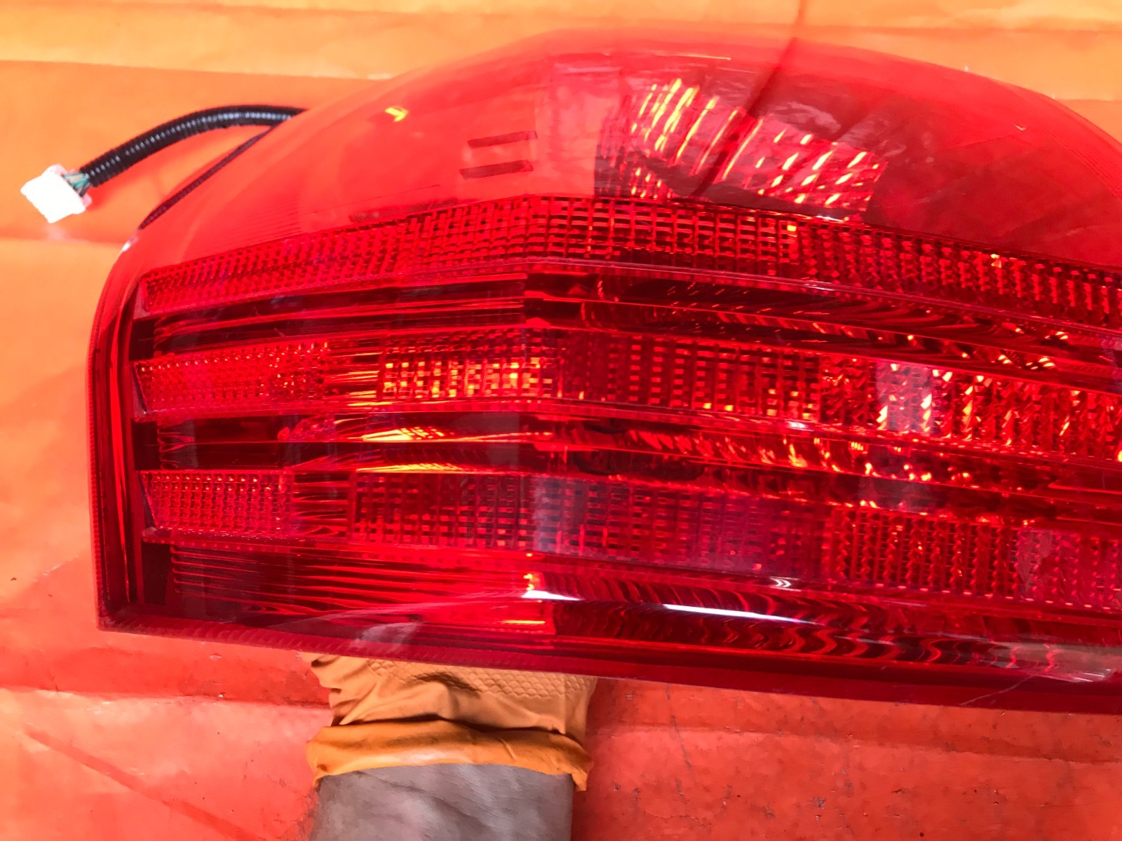 OEM 2010 2011 2012 NISSAN ROGUE DRIVER LEFT OUTER TAIL LIGHT LAMP L LH3