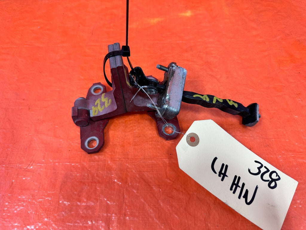 08 15 INFINITI G37 & Q60 COUPE DOOR CHECKER W/ BOTH DOOR HINGES   LEFT OEM 3281