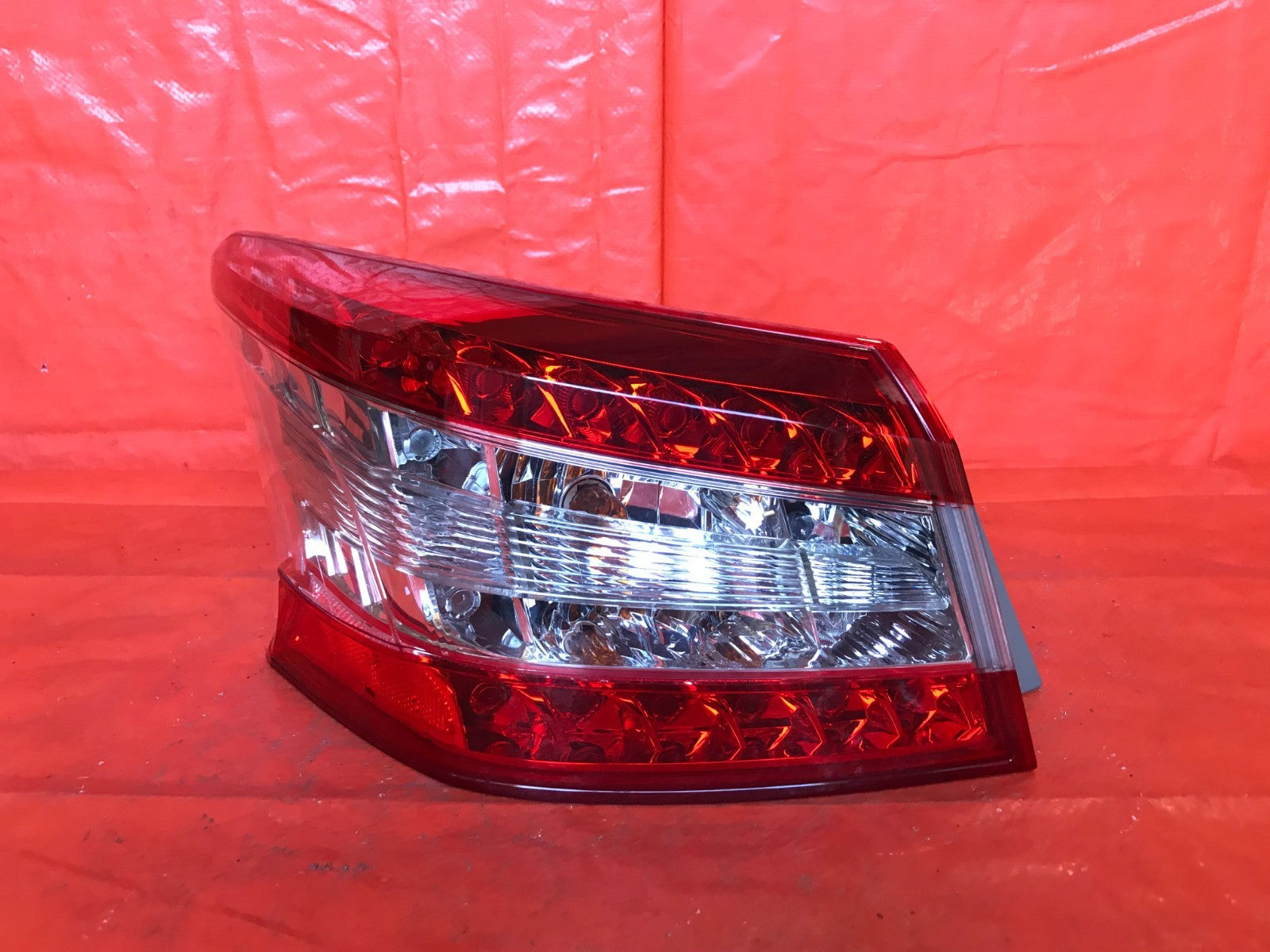 OEM 2013 2014 NISSAN SENTRA DRIVER LEFT OUTER TAIL LIGHT LAMP 13 265553SG0A   0
