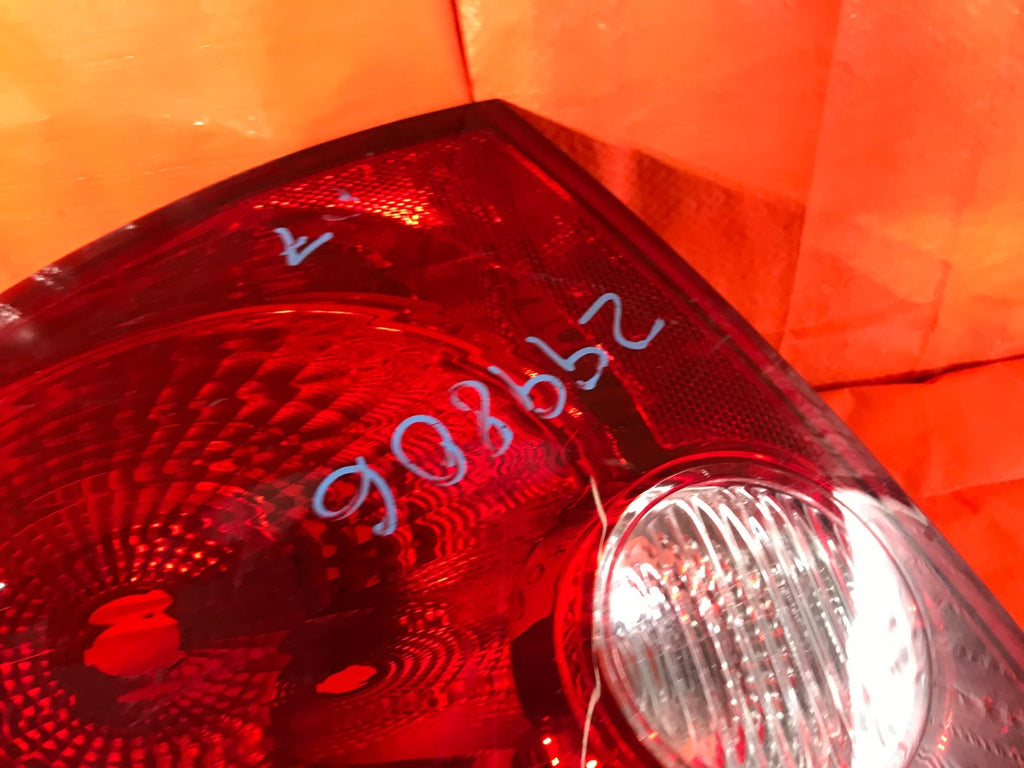 OEM 2005 2006 2007 CHEVROLET COBALT SEDAN DRIVER LEFT TAIL LIGHT LAMP 152778802