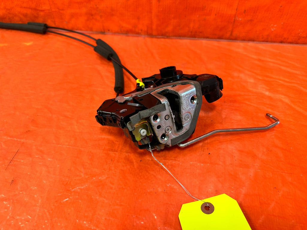 FRS BRZ & 86   NON SMART KEY   PASSENGER RIGHT DOOR LOCK ACTUATOR LATCH OEM #2936