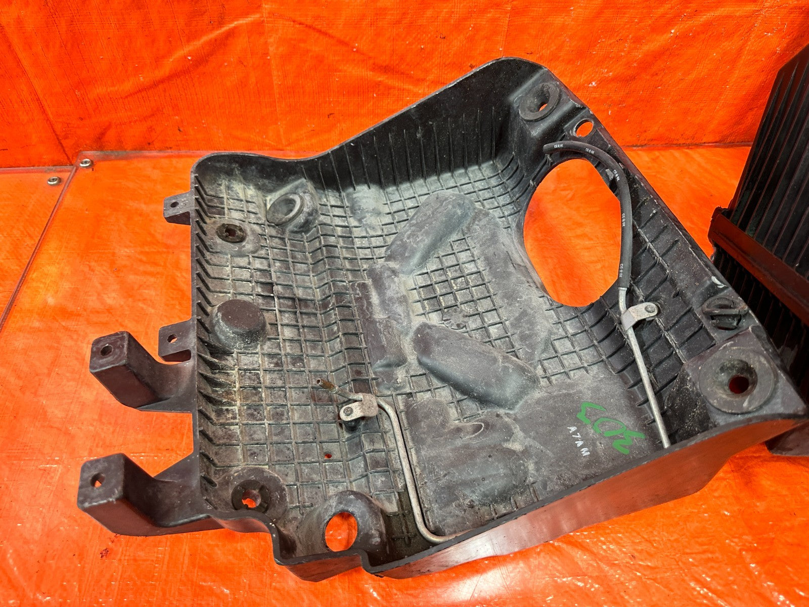 09 11 MAZDA RX8 RX 8   FACTORY INTAKE SYSTEM AIR BOX W/ ALL ARMS   OEM #3039