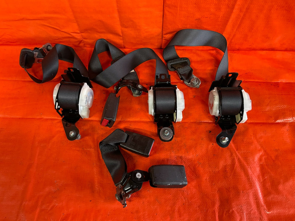 09 10 ACURA RL   REAR BACK SEAT   SEAT BELT SET   BELTS LEFT RIGHT CENTER   OEM1
