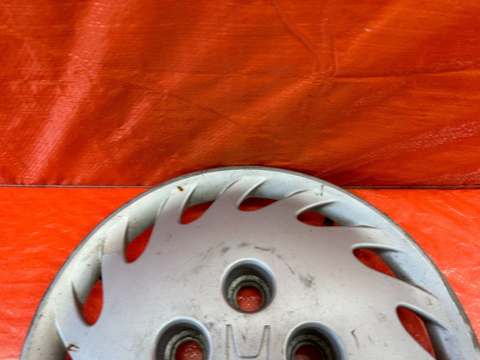 92 95 HONDA CIVIC   FACTORY WHEEL HUB CAP WHEEL PLASTIC COVER   OEM FACTORY OE 19