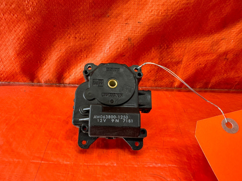 08 12 HONDA ACCORD SEDAN   AC MOTOR   AW063800 1250   OEM #2393