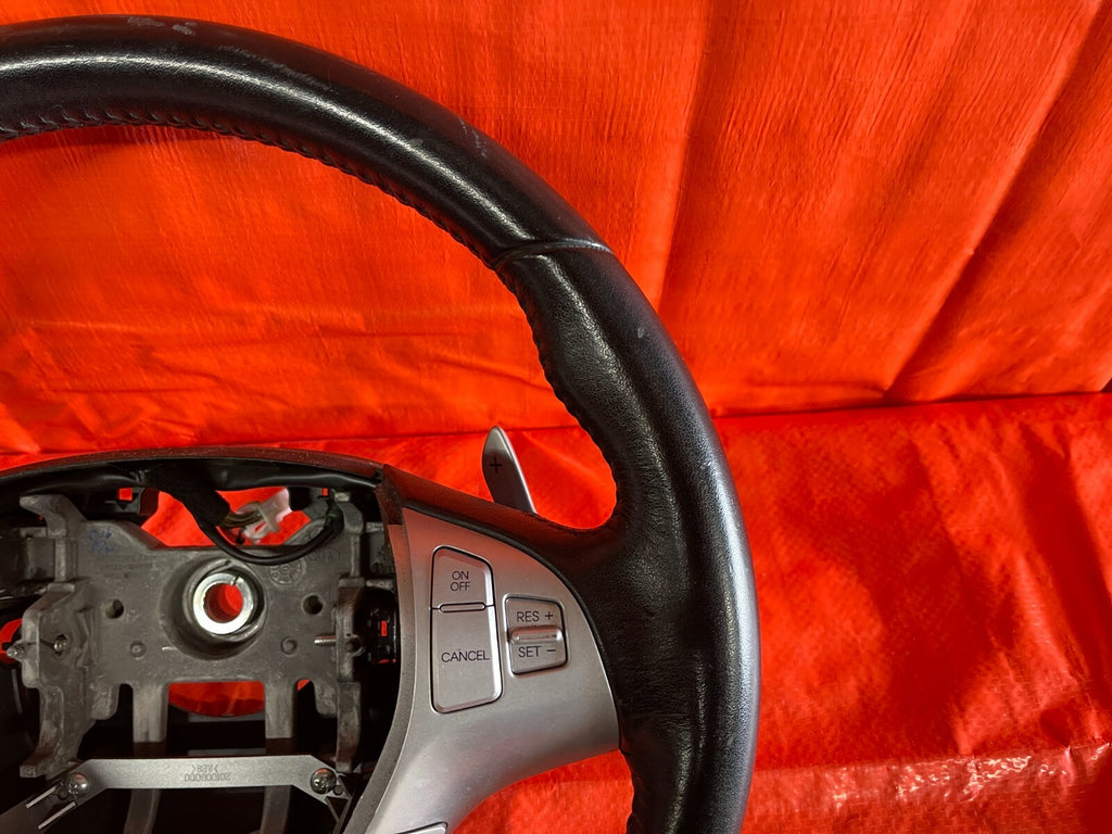 10 12 HYUNDAI GENESIS 2D COUPE   STEERING WHEEL   BLACK LEATHER SILVER FACE OEM3