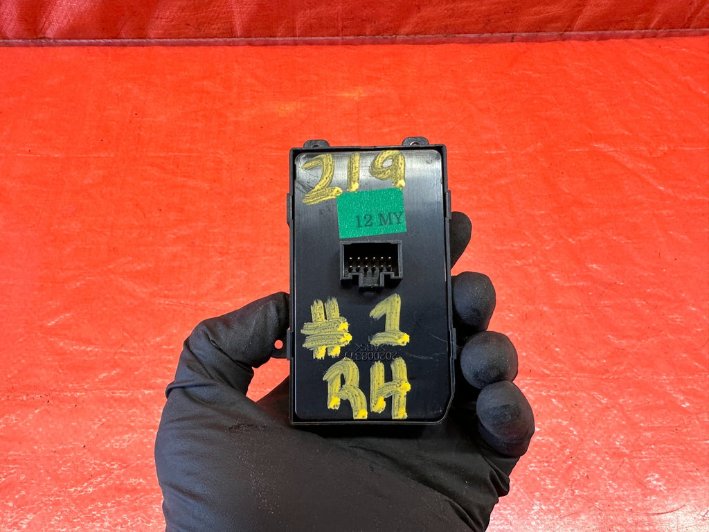 12 16 HYUNDAI GENESIS COUPE   WINDOW SWITCH   PASSENGER RIGHT SIDE   OEM #2196